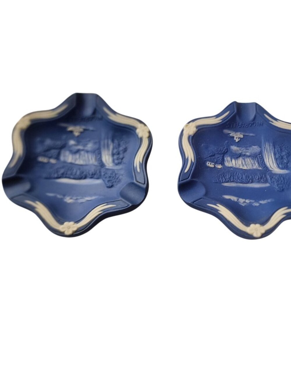 vintage blue ceramic ashtray white raised relief scene of Niagara Falls Wedgwoo